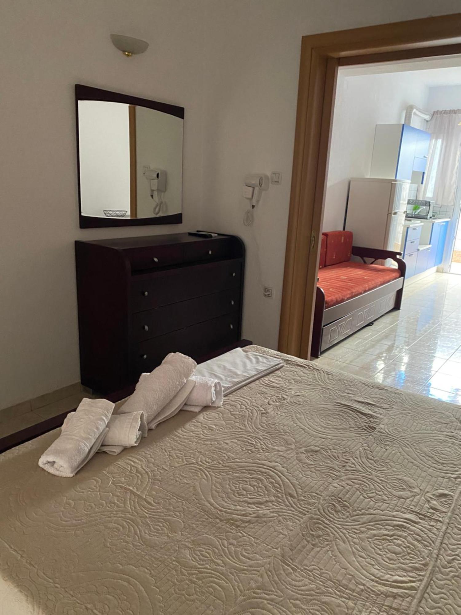 Holiday home Dimos Kokkino Nero